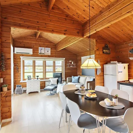 Awarth - 500m From The Sea By Interhome *