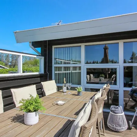 Awarth - 500m From The Sea By Interhome Feriehus